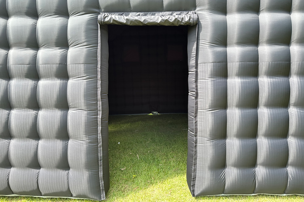 Night-Club-Rollable-Entrance-Door